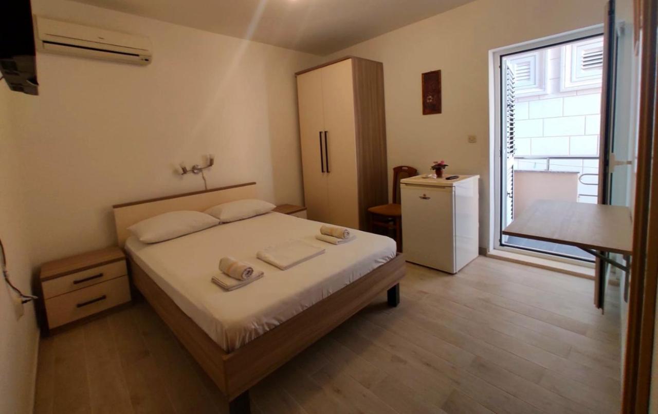 Apartments Dragica Milna  Exterior foto