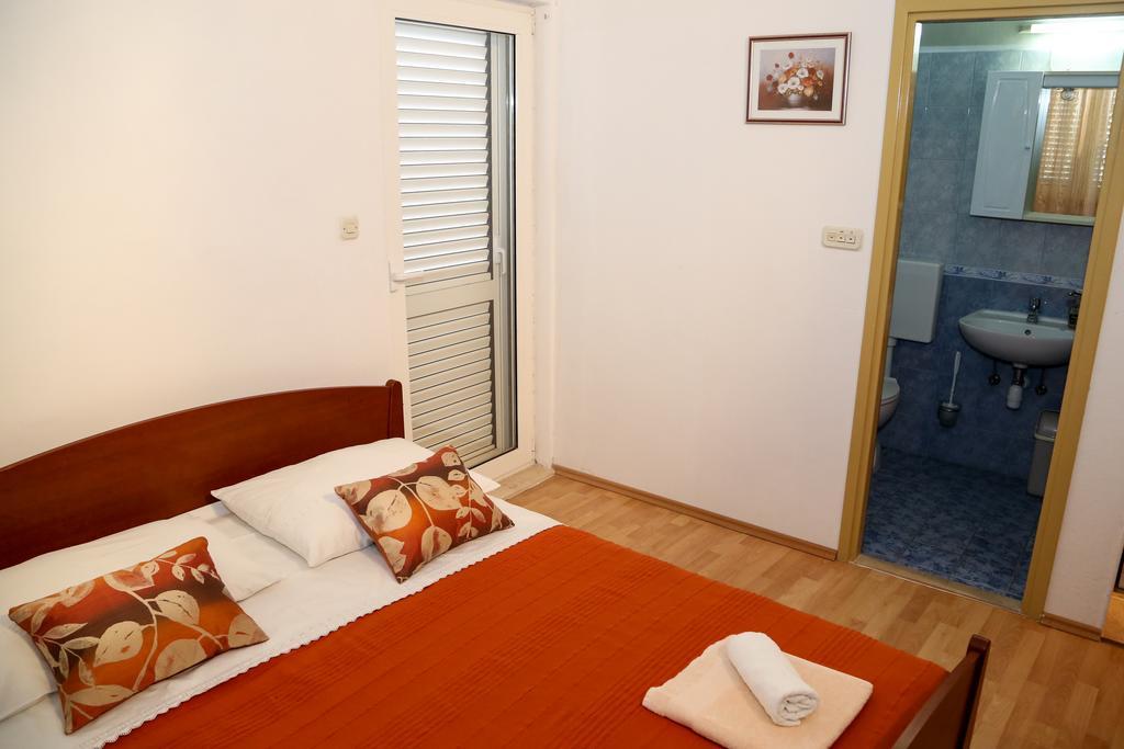 Apartments Dragica Milna  Exterior foto